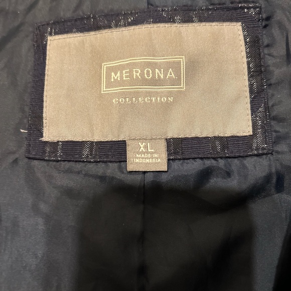 Sophisticated Navy Blue Coat size XL - Picture 3 of 4